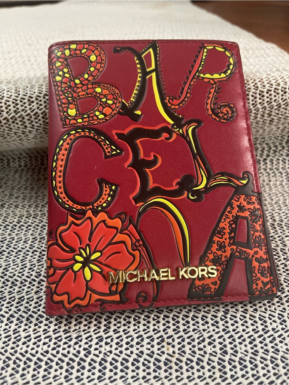 New no tagMichael Kors Red Floral Graphic Card & Key Holder